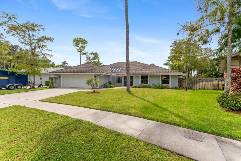 Picture of 891 Citrus Place, Wellington FL 33414