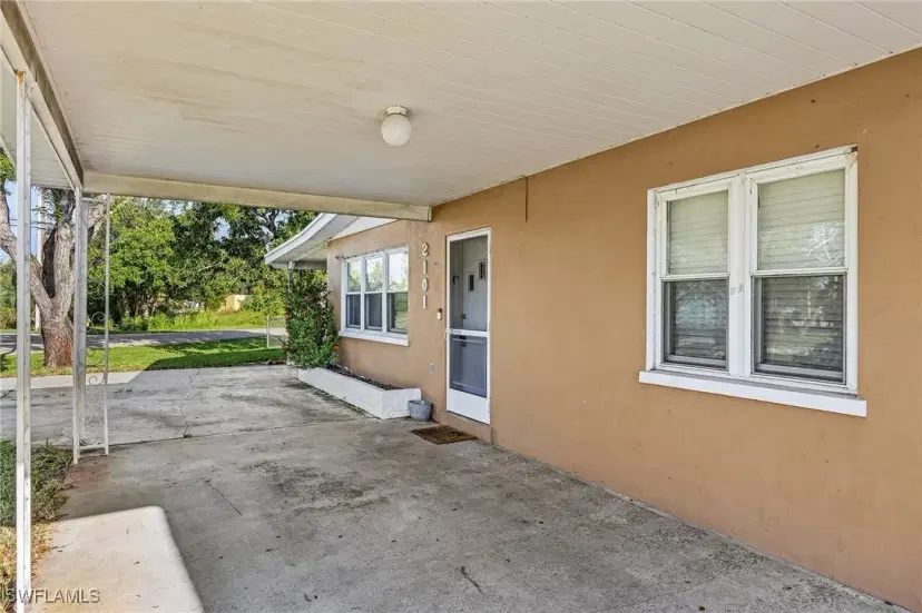 Picture of 2101 Dover Ave, Fort Myers FL 33907