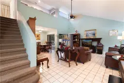 Picture of 1250 Jardin Dr, Naples, FL 34104