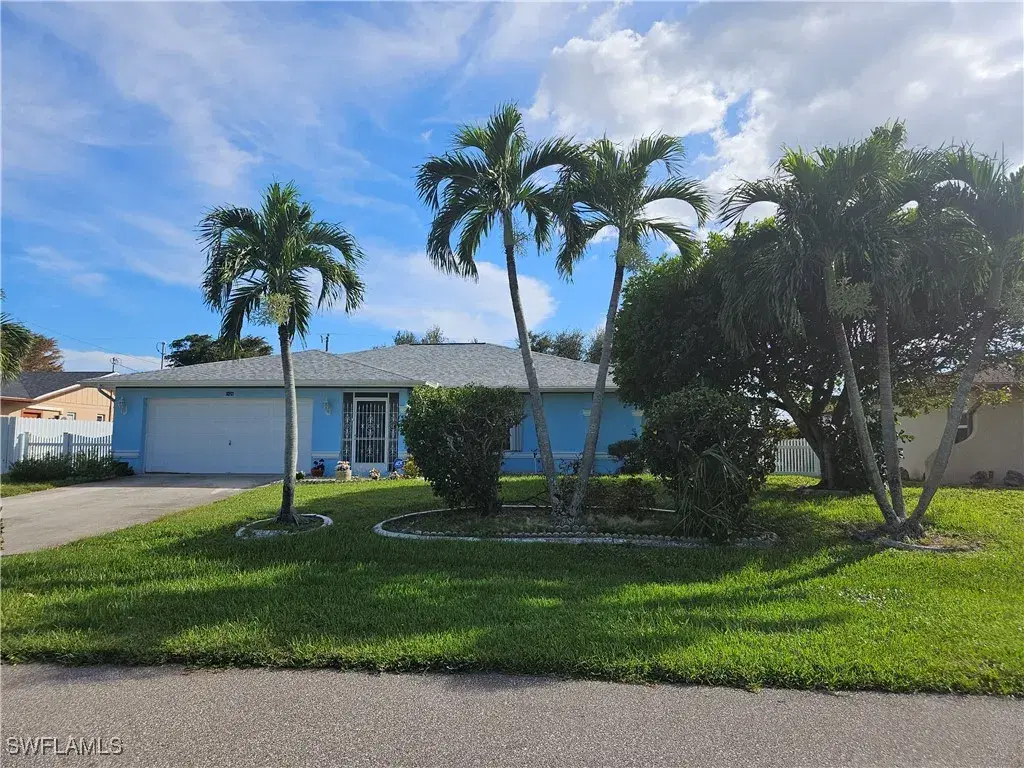 Picture of 1420 SE 22Nd Ter, Cape Coral, FL 33990