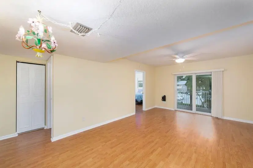 Picture of 18081 SE Country Club Drive 126, Jupiter FL 33469