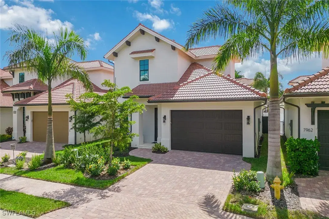 Picture of 7968 Cordoba Pl, Naples, FL 34113