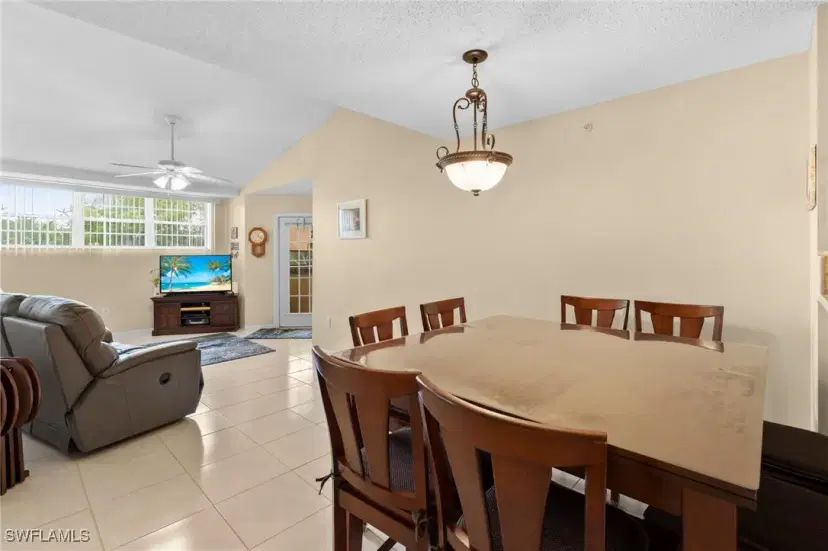 Picture of 8736 River Homes Ln 7301, Bonita Springs FL 34135