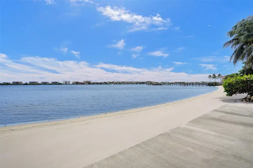 Picture of 1516 S Lakeside Drive 109, Lake Worth Beach FL 33460