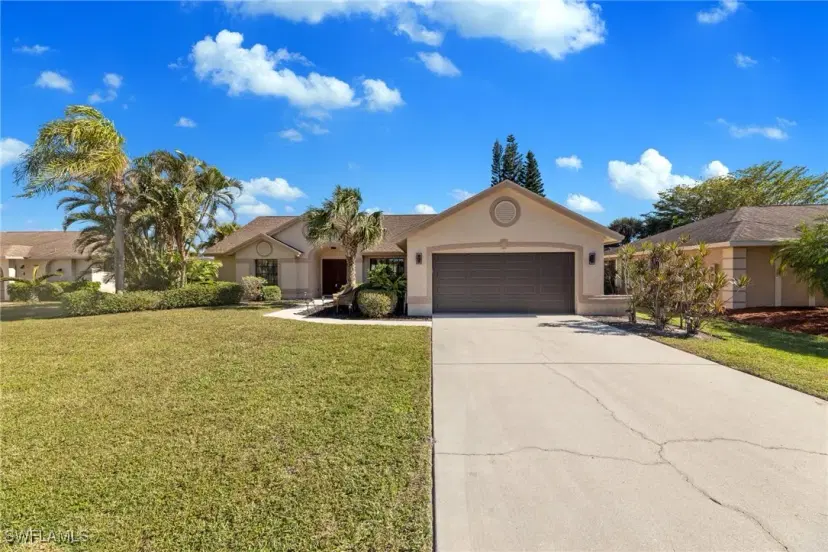 Picture of 24979 Paradise Rd, Bonita Springs FL 34135