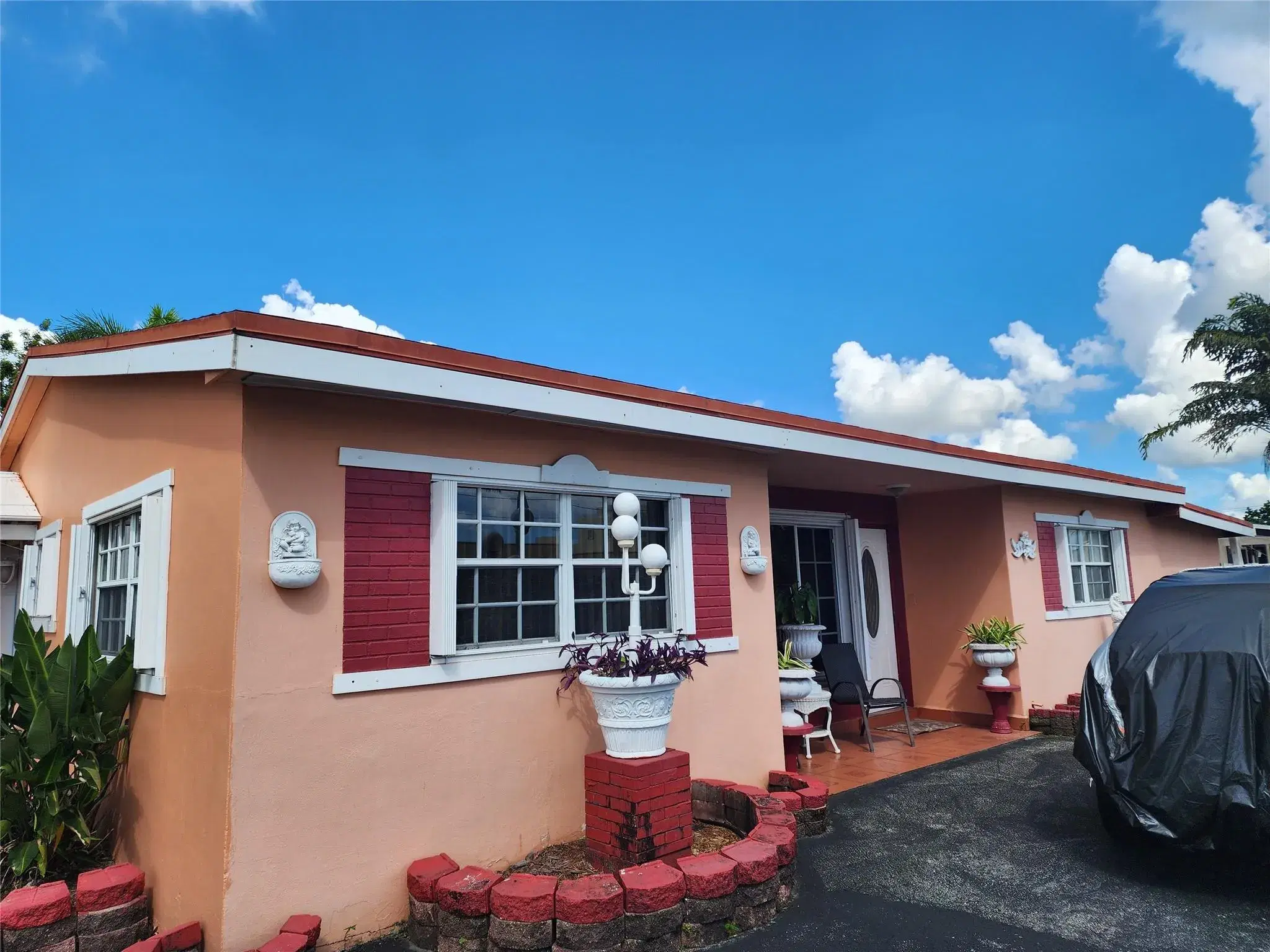 Picture of 5420 E 8Th Ave, Hialeah, FL 33013