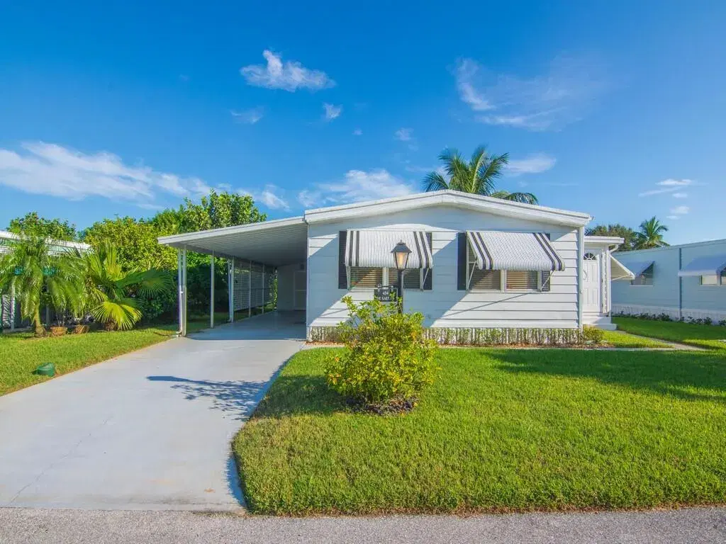 Picture of 434 NE Topaz Terrace, Jensen Beach, FL 34957