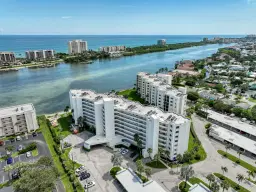 Picture of 19800 Sandpointe Bay Drive 107, Tequesta, FL 33469