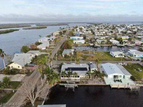 Picture of 2631 Bayshore Dr, Matlacha FL 33993