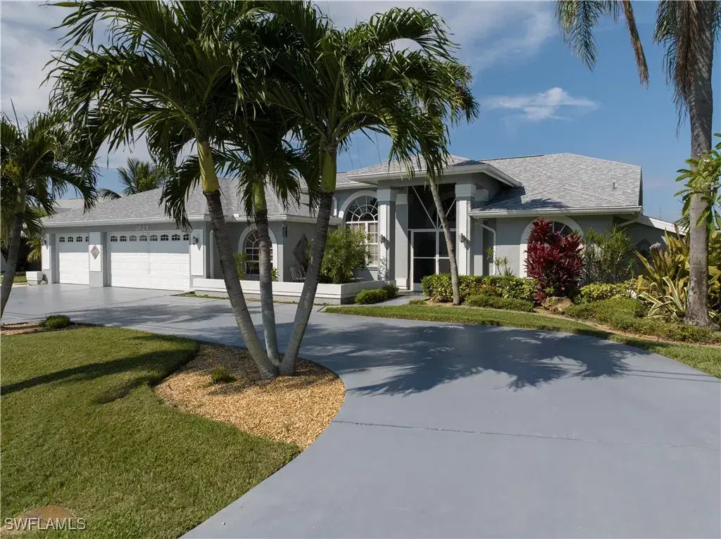 Picture of 3624 SE 1St Pl, Cape Coral, FL 33904