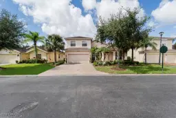 Picture of 9883 Blue Stone Cir, Fort Myers, FL 33913