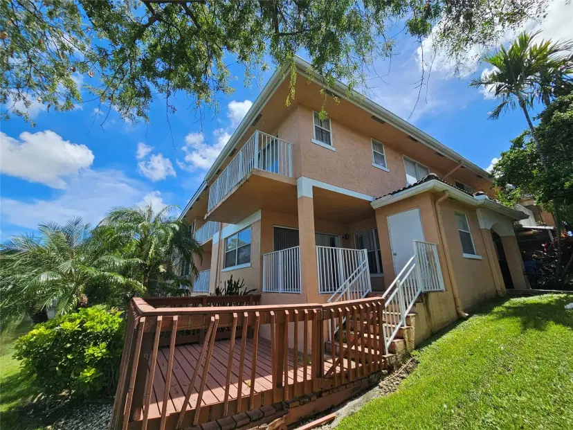 Picture of 3243 NW 44Th St 2, Oakland Park FL 33309