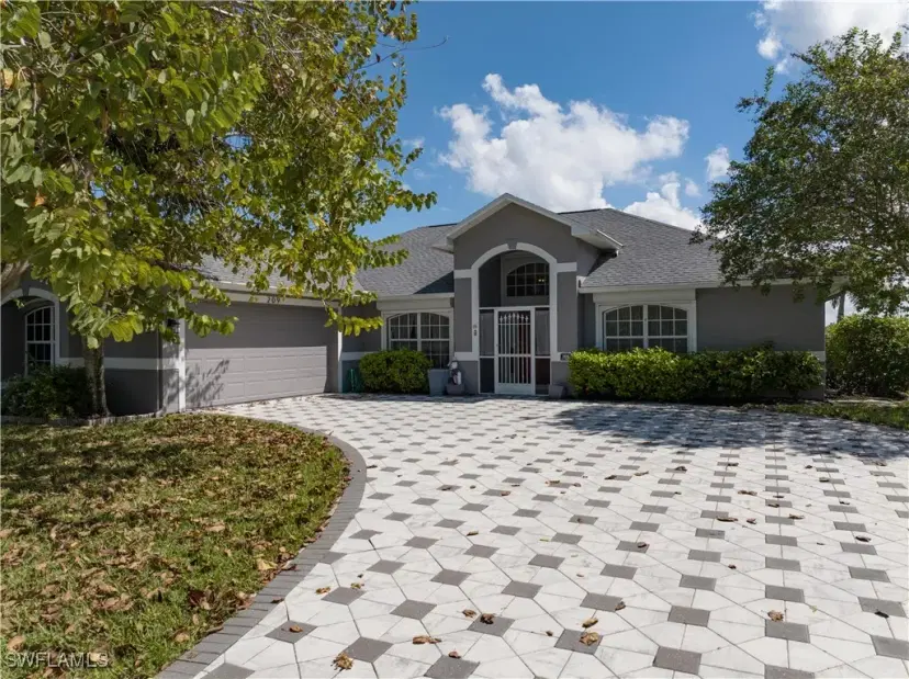 Picture of 209 SE 20Th Ct, Cape Coral FL 33990