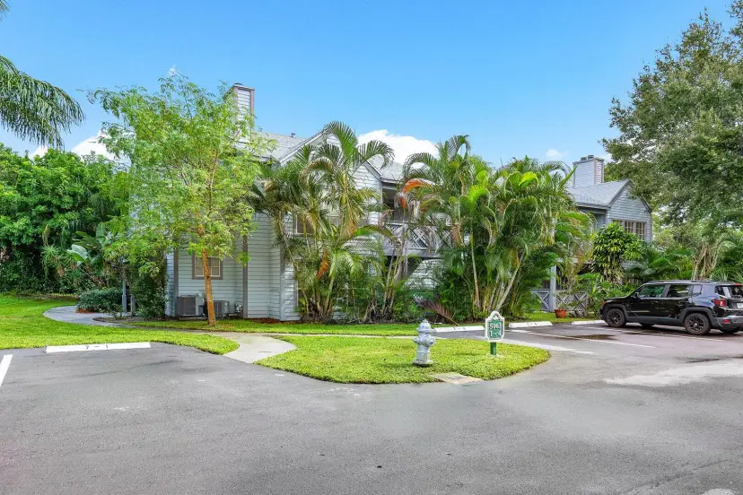 Picture of 5063 Heatherhill Lane 4, Boca Raton FL 33486