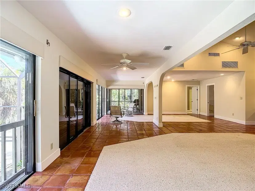 Picture of 1043 Blue Heron Dr, Sanibel FL 33957