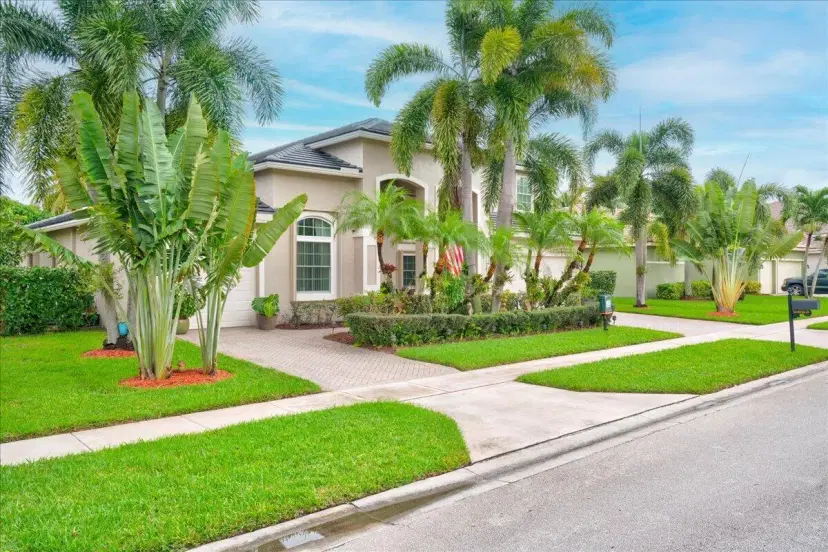 Picture of 9863 Royal Cardigan Way, West Palm Beach FL 33411