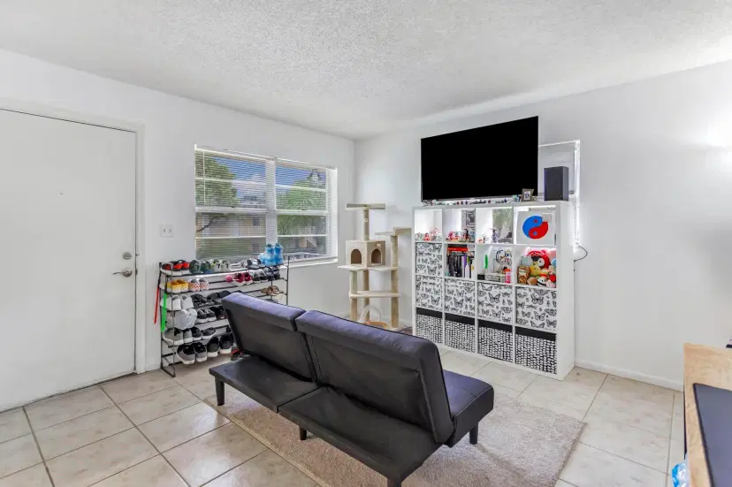 Picture of 5186 NE 6Th Ave 719, Oakland Park FL 33334