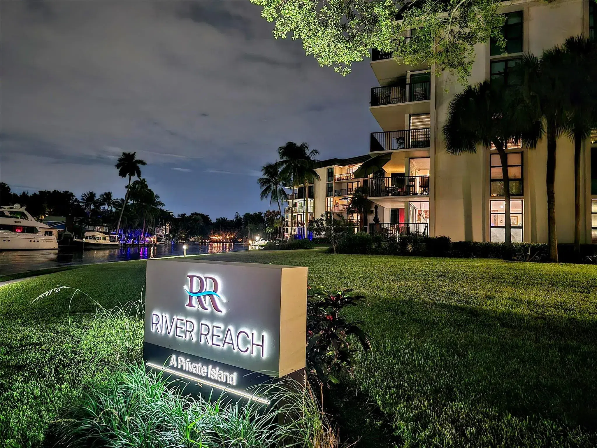 Picture of 1350 River Reach Dr 402, Fort Lauderdale, FL 33315