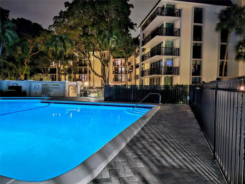 Picture of 1350 River Reach Dr 402, Fort Lauderdale FL 33315