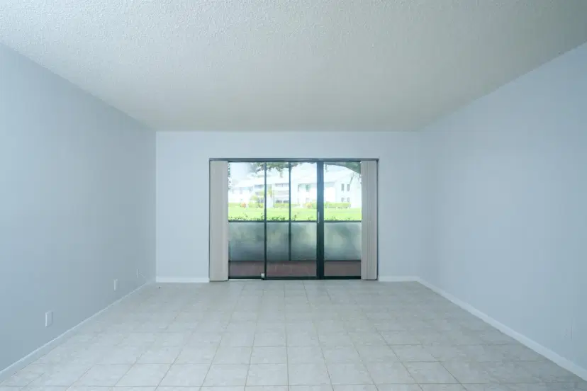 Picture of 1015 Green Pine Boulevard B1, West Palm Beach FL 33409