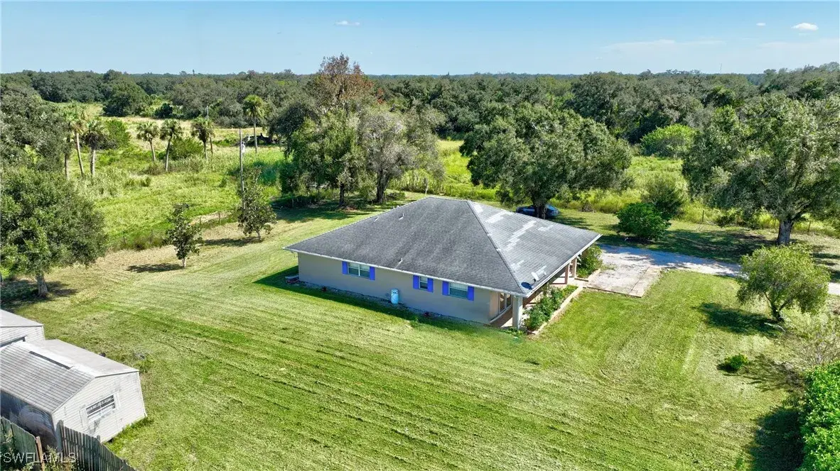 Picture of 2751 Styles Rd, Alva, FL 33920