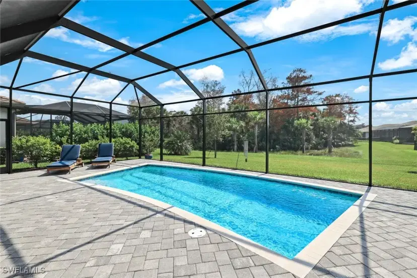 Picture of 11668 Periwinkle Dr, Naples FL 34120