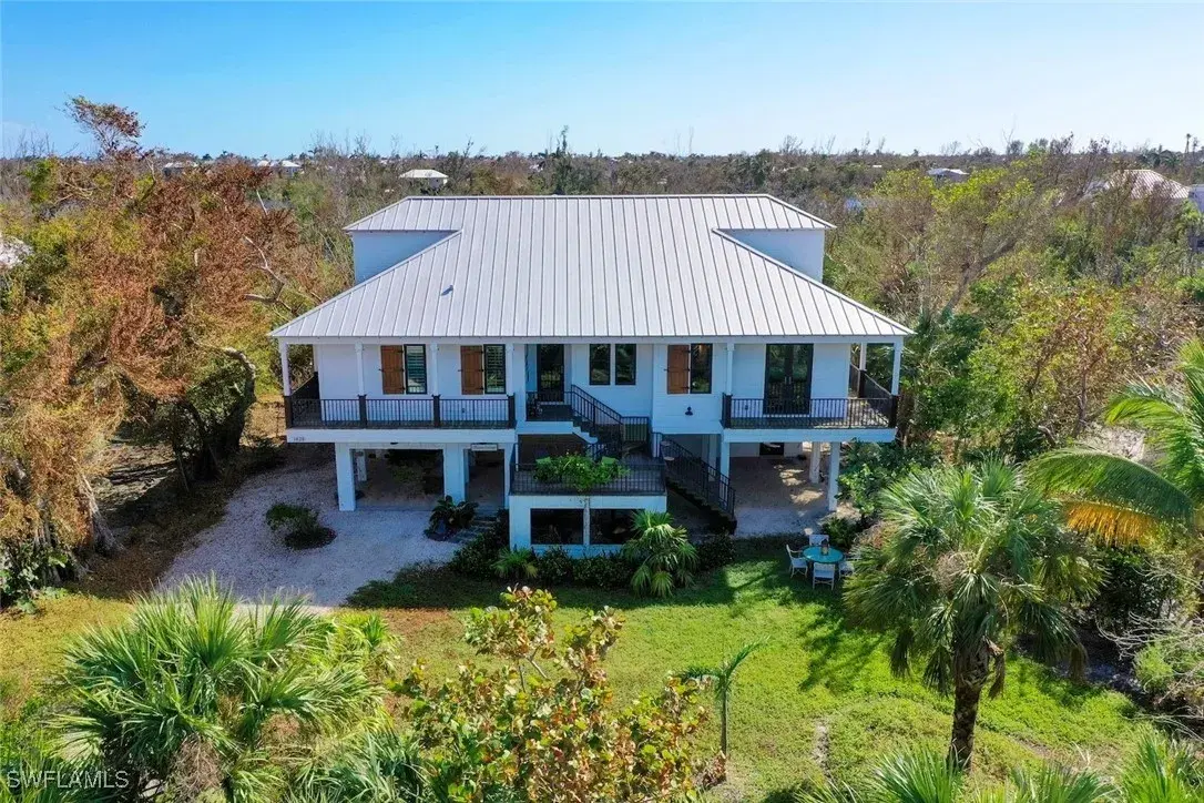 Picture of 1428 Albatross Rd, Sanibel, FL 33957