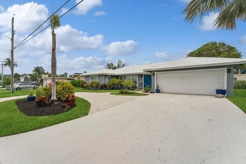 Picture of 13 Little Harbor Way, Deerfield Beach FL 33441