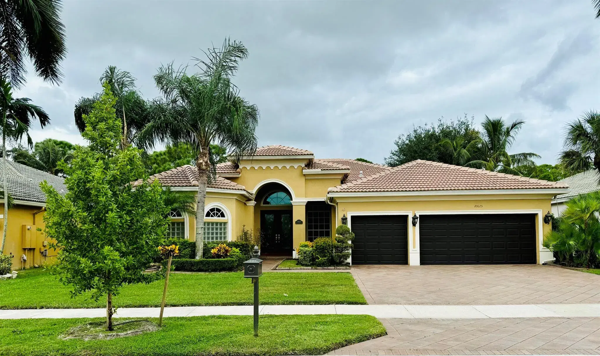 Picture of 10625 Oak Meadow Lane, Lake Worth, FL 33449