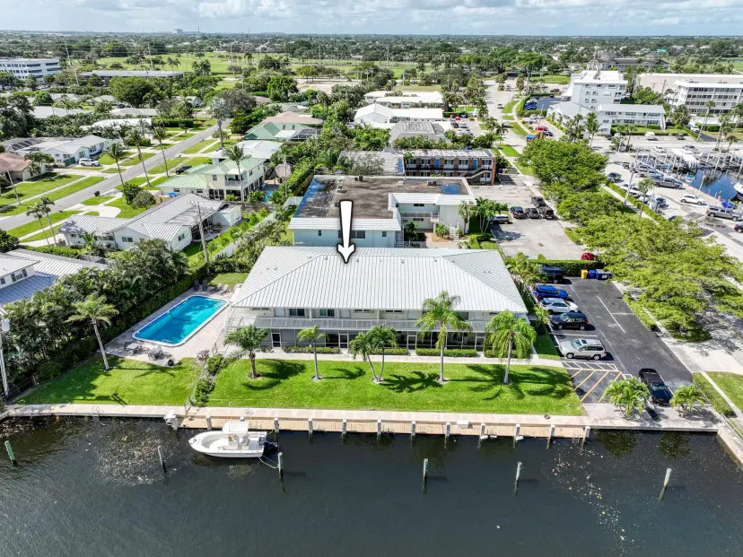 Picture of 112 Yacht Club Drive 7, North Palm Beach FL 33408