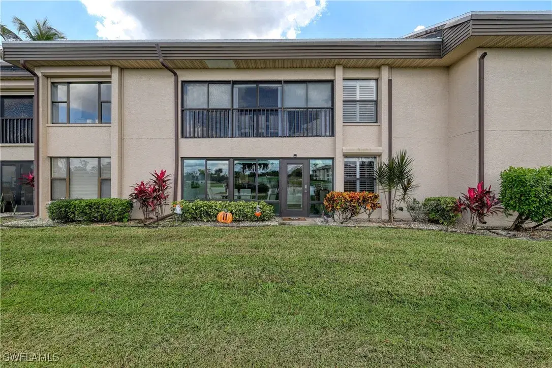 Picture of 5965 Trailwinds Dr 1115, Fort Myers, FL 33907