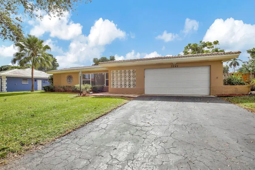 Picture of 7240 NW 7Th Ct, Plantation FL 33317