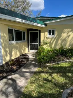 Picture of 3843 La Palma St, Fort Myers, FL 33901