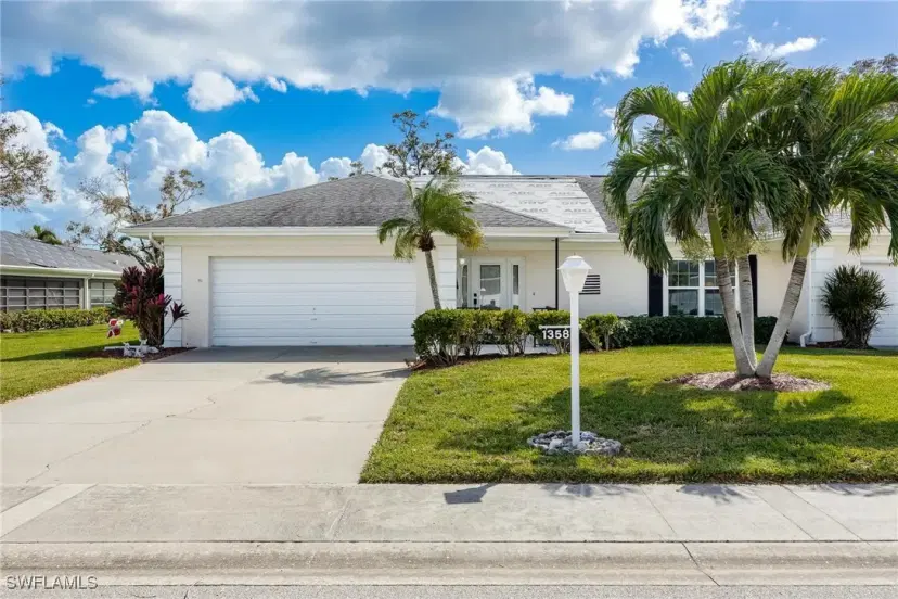 Picture of 1358 Broadwater Dr, Fort Myers FL 33919