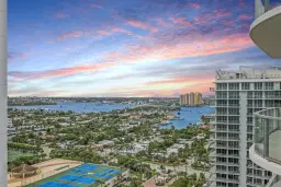 Picture of 3100 N Ocean Drive H-1804, Singer Island, FL 33404