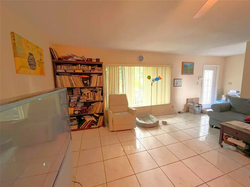 Picture of 9107 NW 72Nd Ct, Tamarac FL 33321