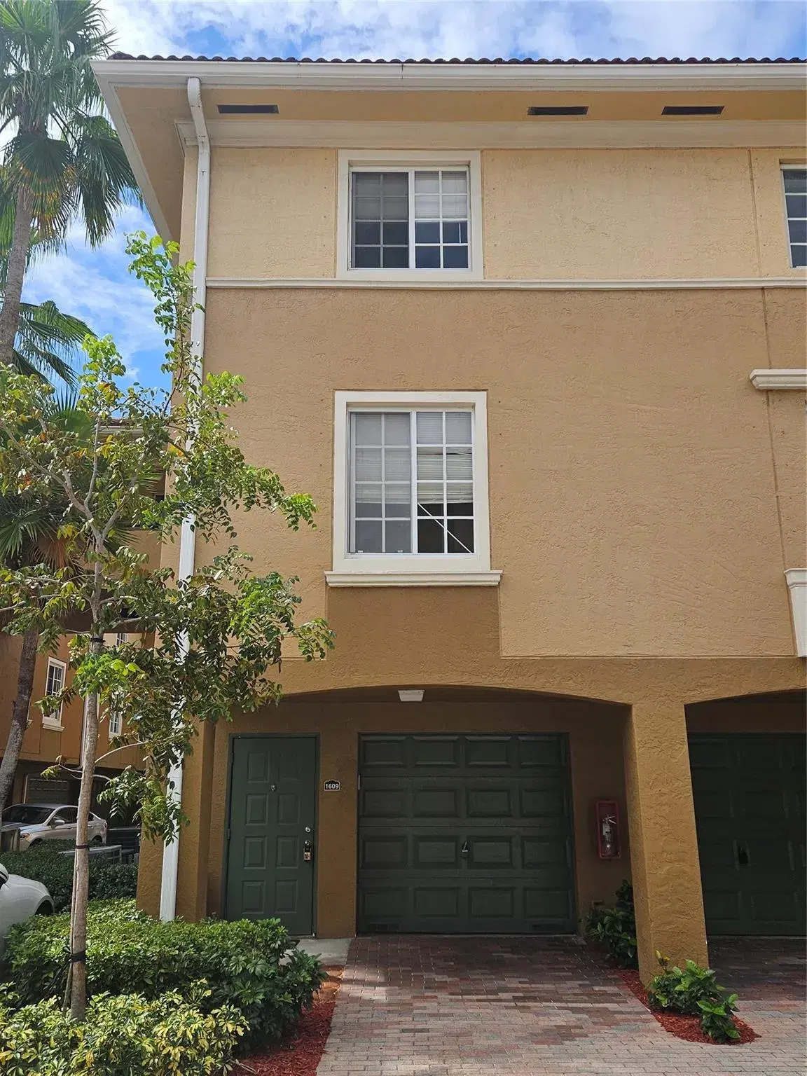 Picture of 2961 NE 185Th St 1609, Miami, FL 33180