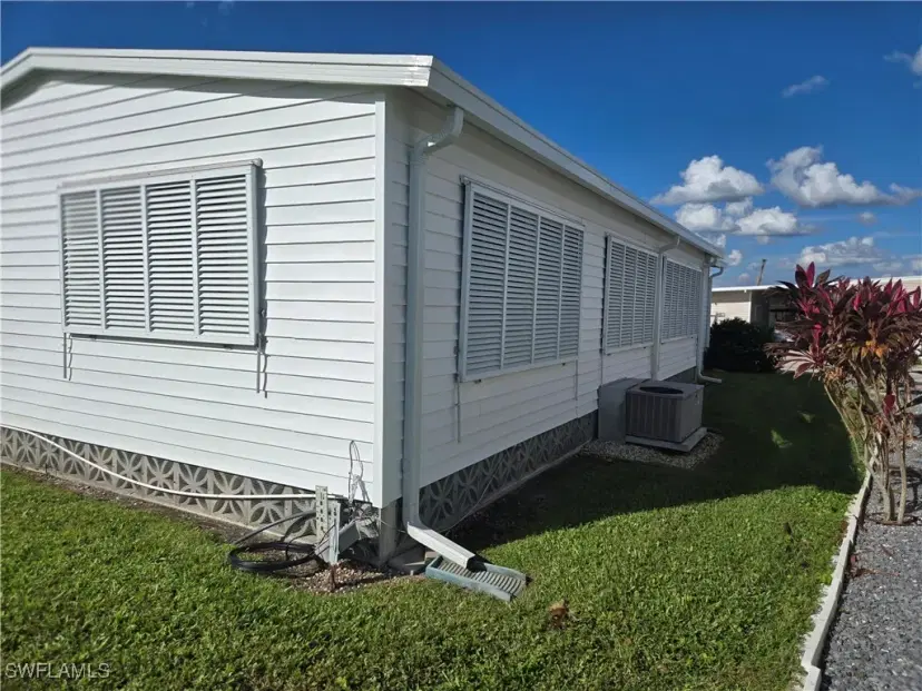 Picture of 168 Yancey Ln, North Fort Myers FL 33903