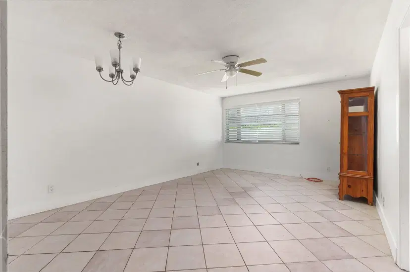 Picture of 418 S Cypress Rd 106, Pompano Beach FL 33060