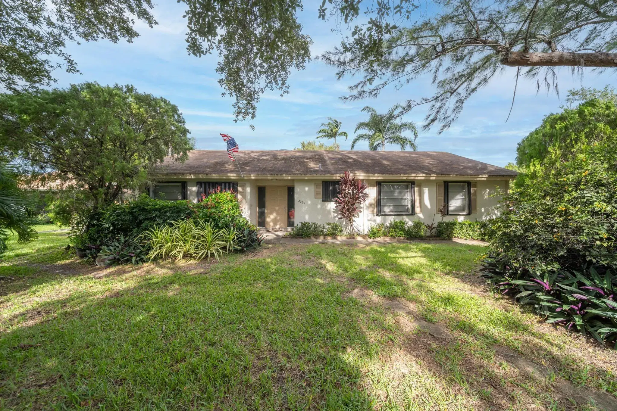 Picture of 2259 Nova Village Dr, Davie, FL 33317