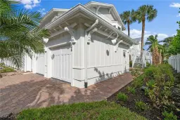 Picture of 248 4Th Ave S D-201, Naples, FL 34102