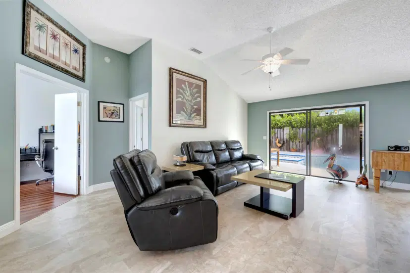 Picture of 12993 Meadowbreeze Drive, Wellington FL 33414