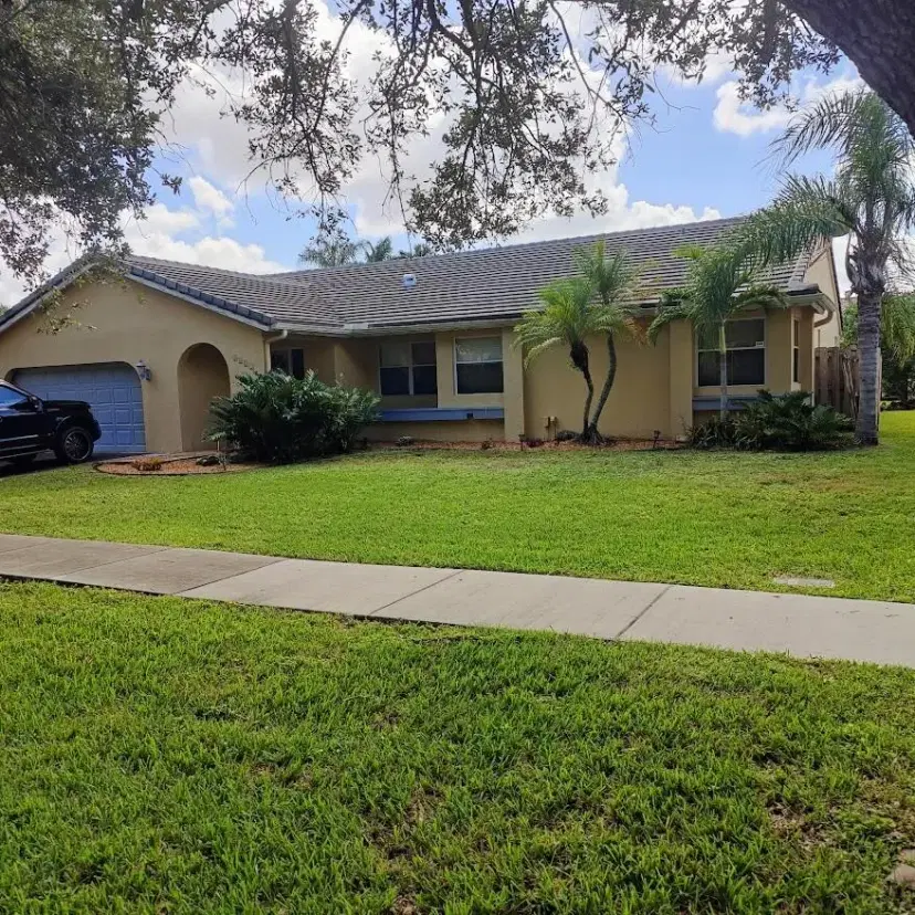 Picture of 5221 Hawkes Bluff Ave, Davie FL 33331