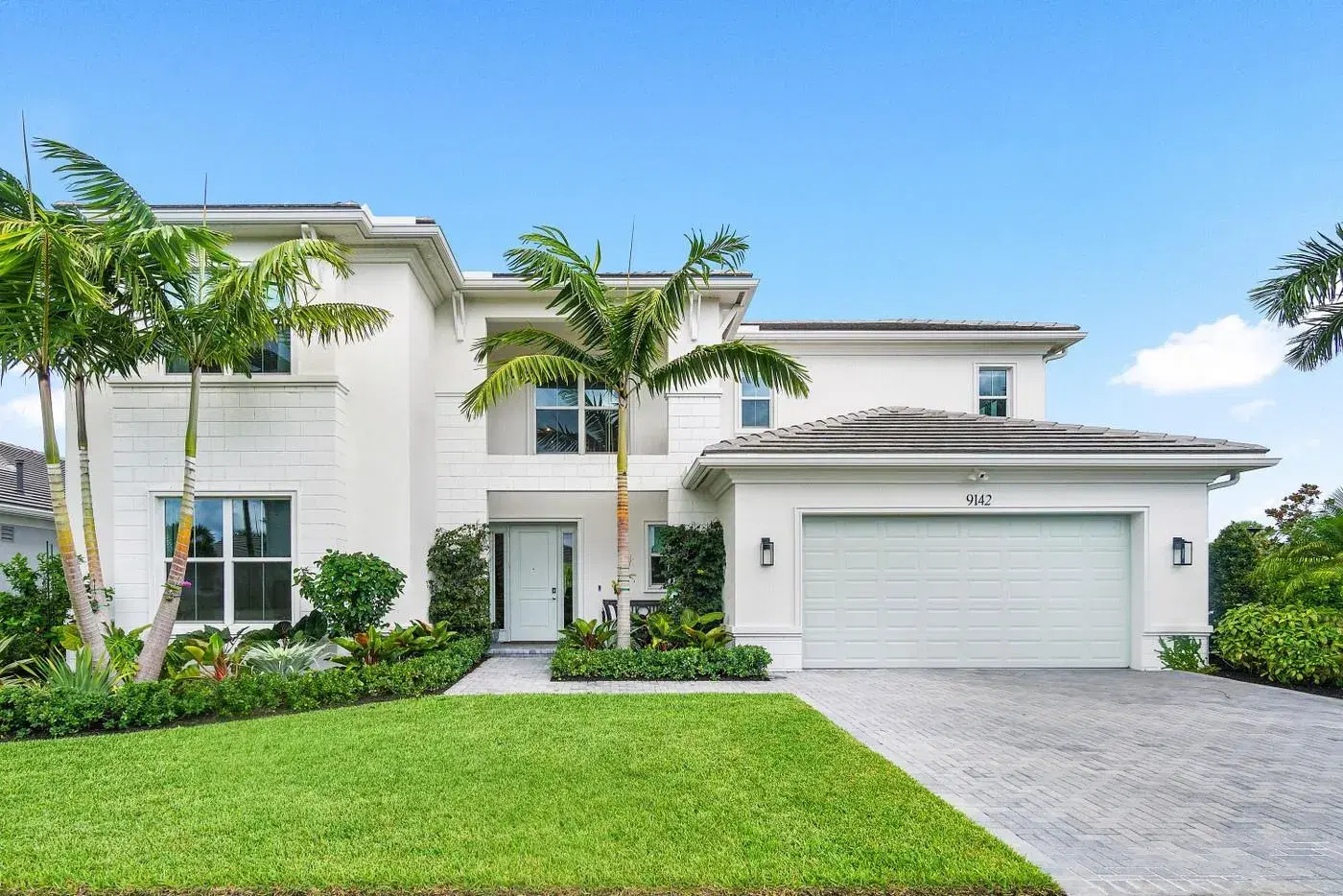 Picture of 9142 Crestview Cir, West Palm Beach, FL 33412