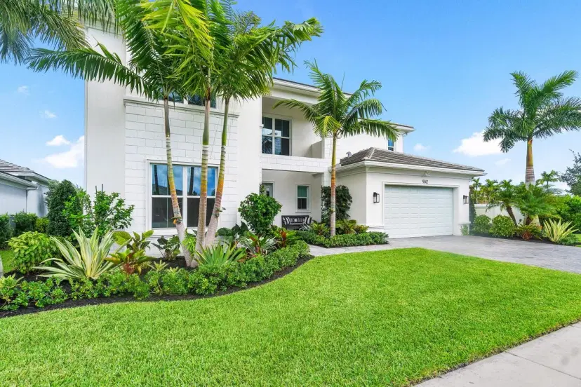 Picture of 9142 Crestview Cir, West Palm Beach FL 33412