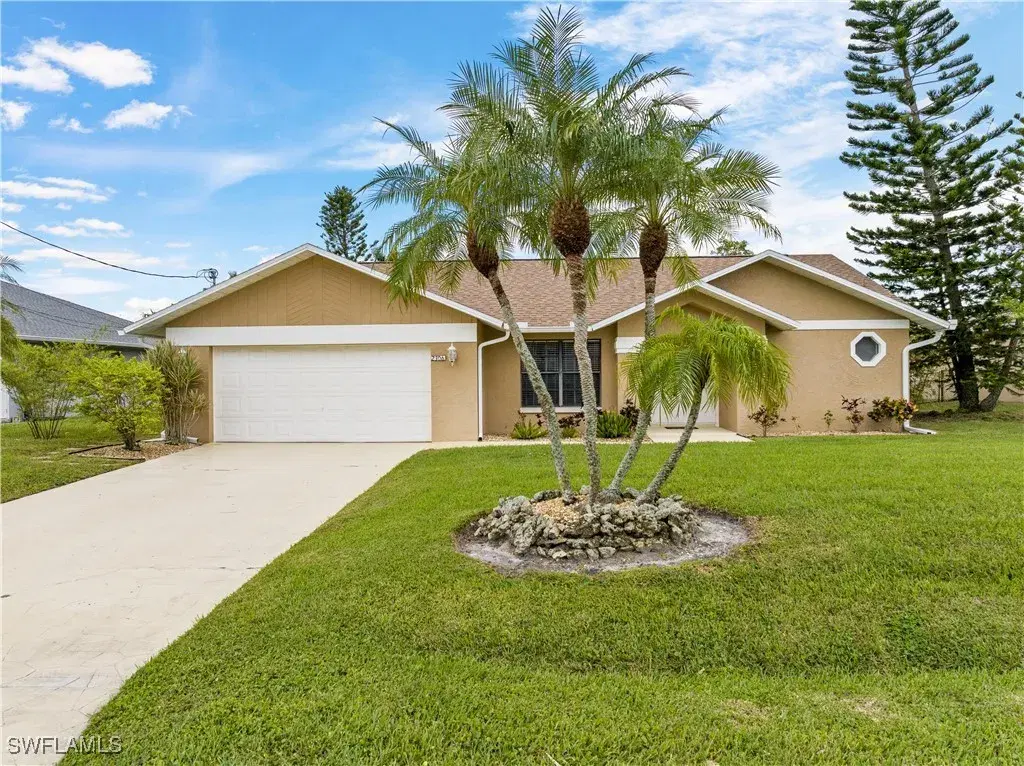 Picture of 2306 SE 8Th St, Cape Coral, FL 33990