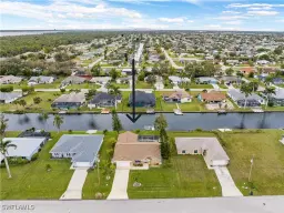 Picture of 2306 SE 8Th St, Cape Coral, FL 33990