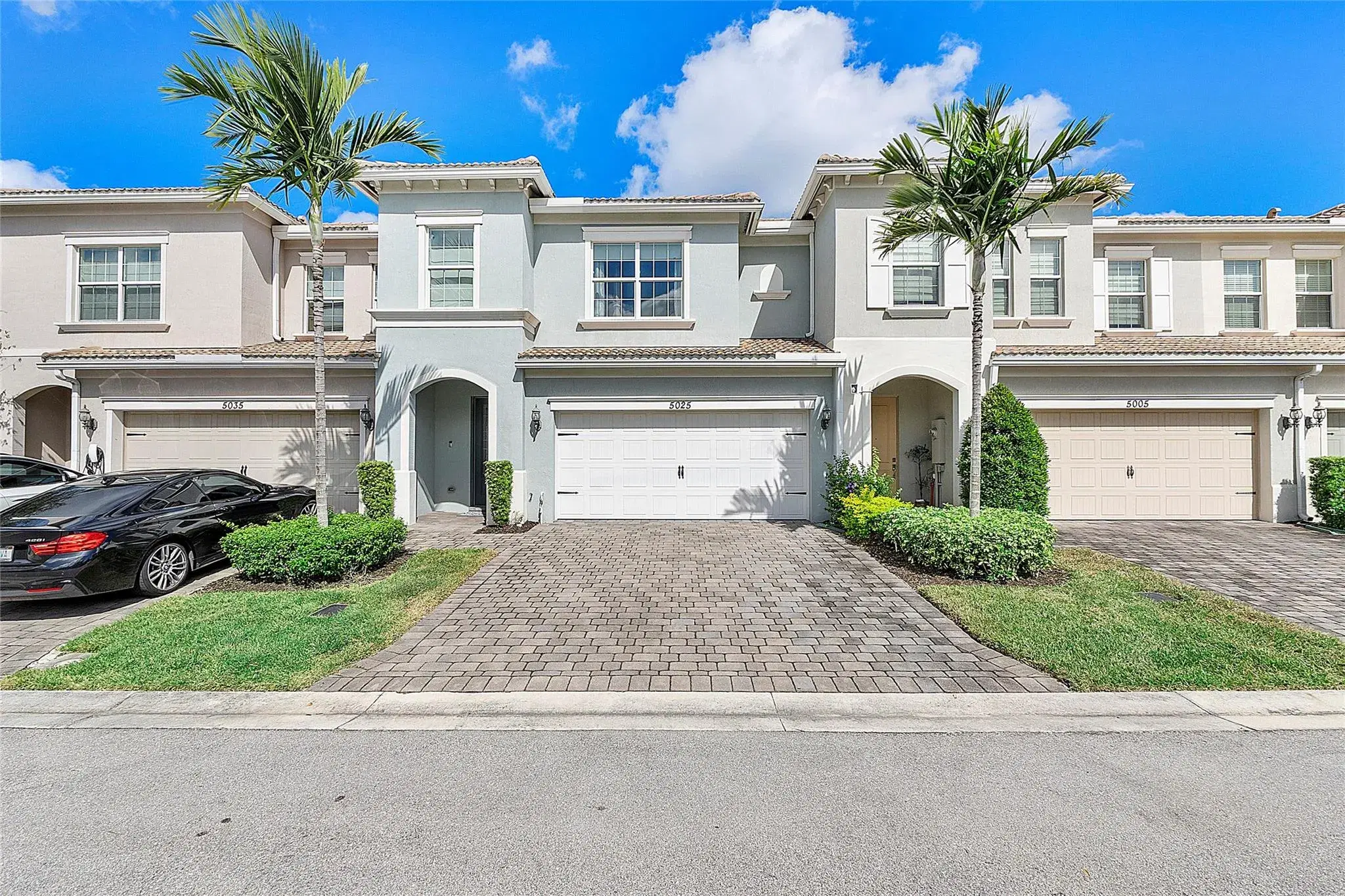 Picture of 5025 Eucalyptus Dr 5025, Hollywood, FL 33021