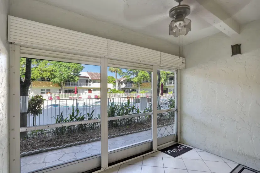 Picture of 860 SE 6Th Avenue 303, Deerfield Beach FL 33441