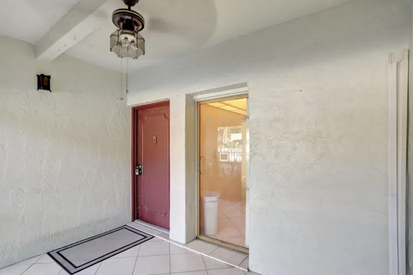 Picture of 860 SE 6Th Avenue 303, Deerfield Beach FL 33441